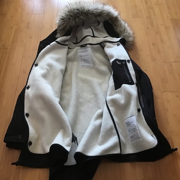 NWOT Community Military Autonomy Fishtail Parka Black - Picture 12 of 14